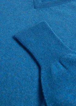 Classic Cashmere V-Neck Sweater