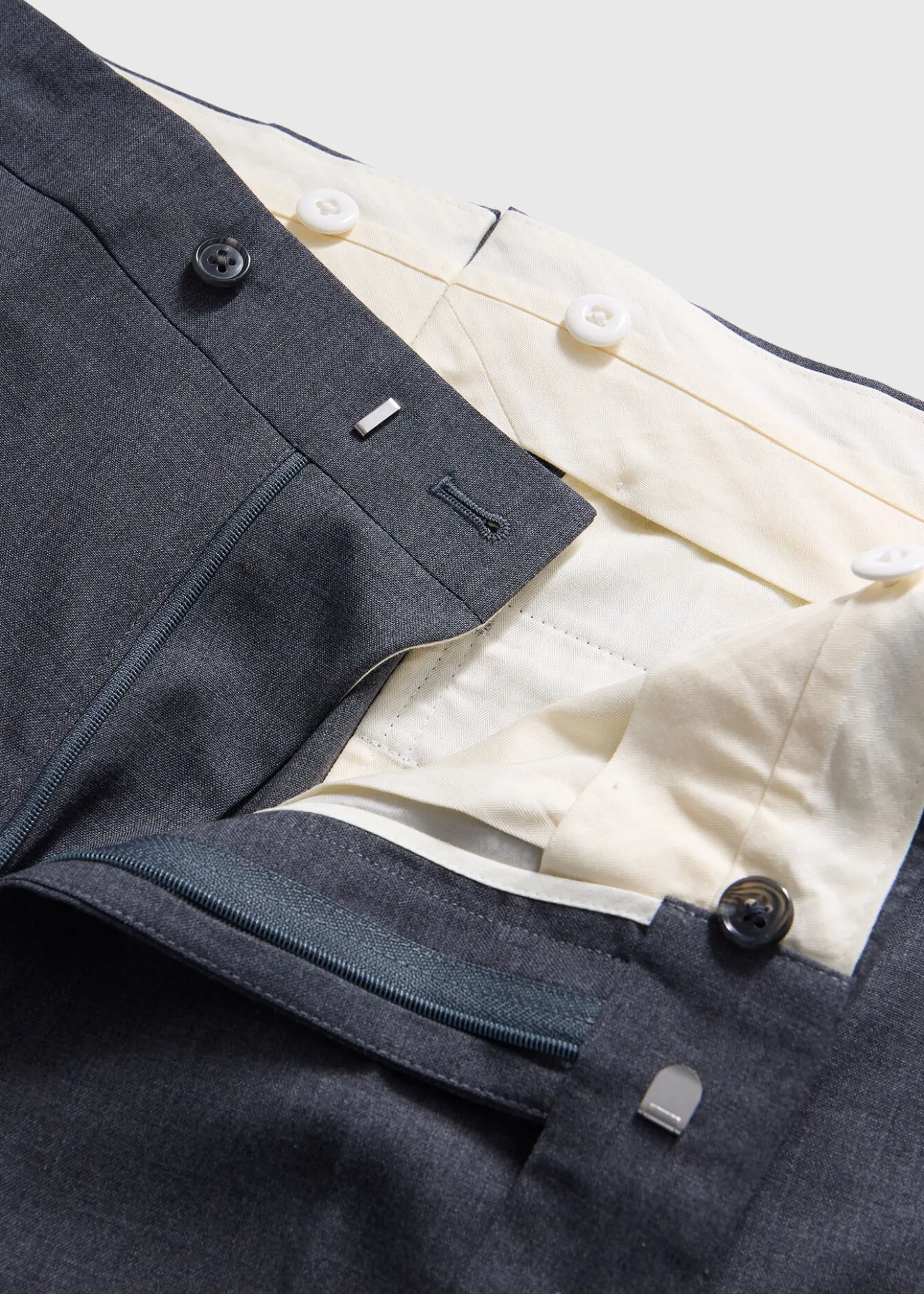 Super 120s Lightweight Summer Suit