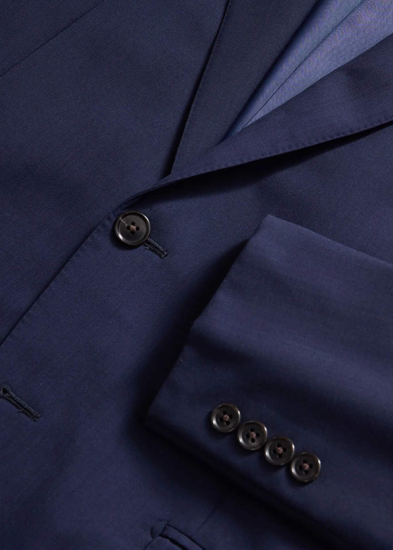 Super 120s Lightweight Wool Suit